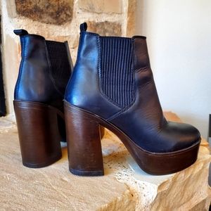 Steve Madden Geanna platform bootie